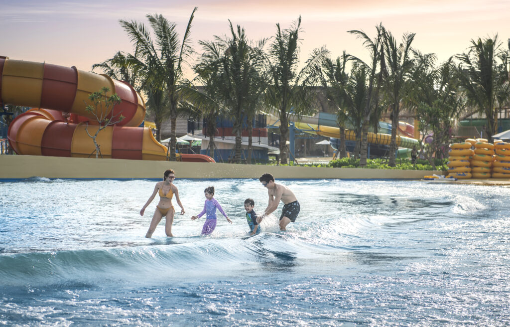 Experience the water park at Vinwonders Cua Hoi – Nghe An