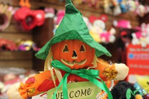 Where to Buy Halloween Costumes in Vinh, Nghe An?